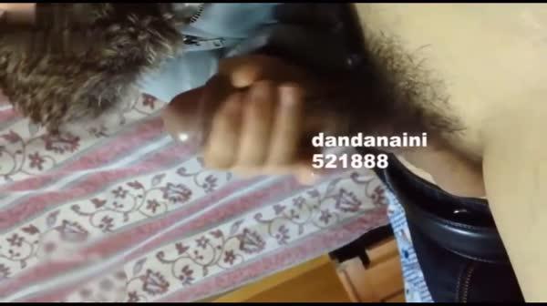 说话温柔的可爱大学生妹子外表清纯内心淫荡与男友做爱J8吃的温柔又认真把自己下面都吃湿了无套干娇喘呻吟国语对白